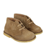 Desert boots in suede